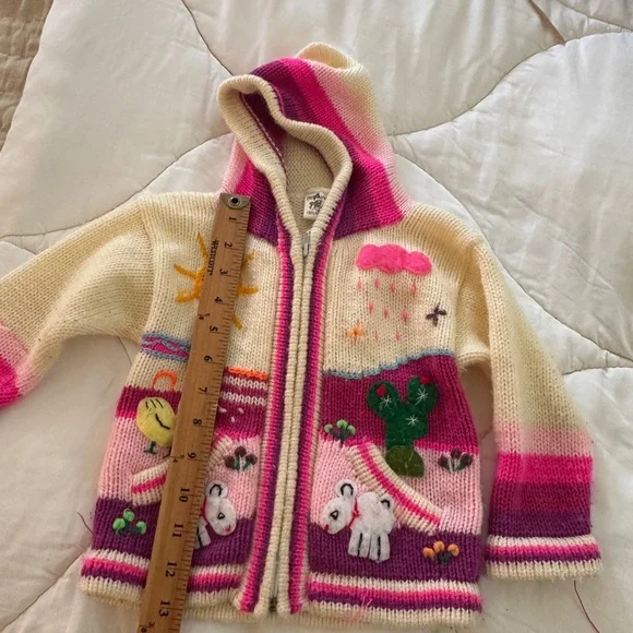 Colorful Knit Hooded Cardigan with Animal Design - Picture 7 of 9